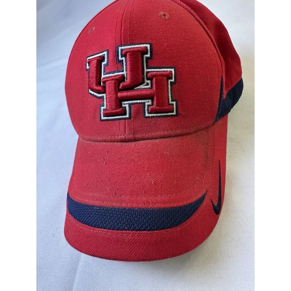 Vintage‎ University Of Houston Red Nike Team Hat - Adjustable Strap - One Size